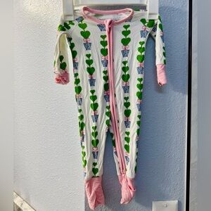 Bundle of 3 whistle berrie convertible onsies.